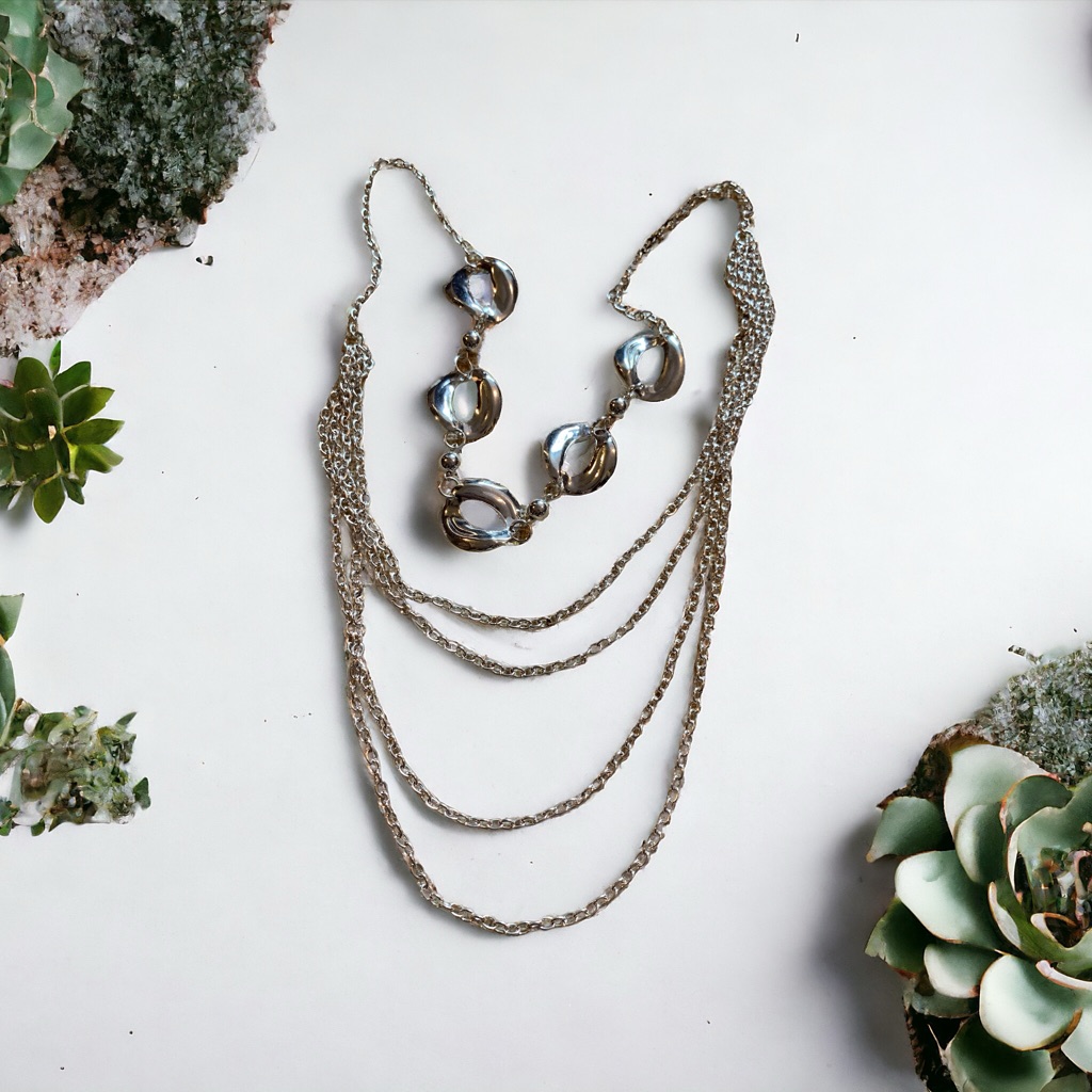 Reversible Silver Tone Necklace Wear 2 Ways Reversible Silver Tone Necklace Wear 2 Ways